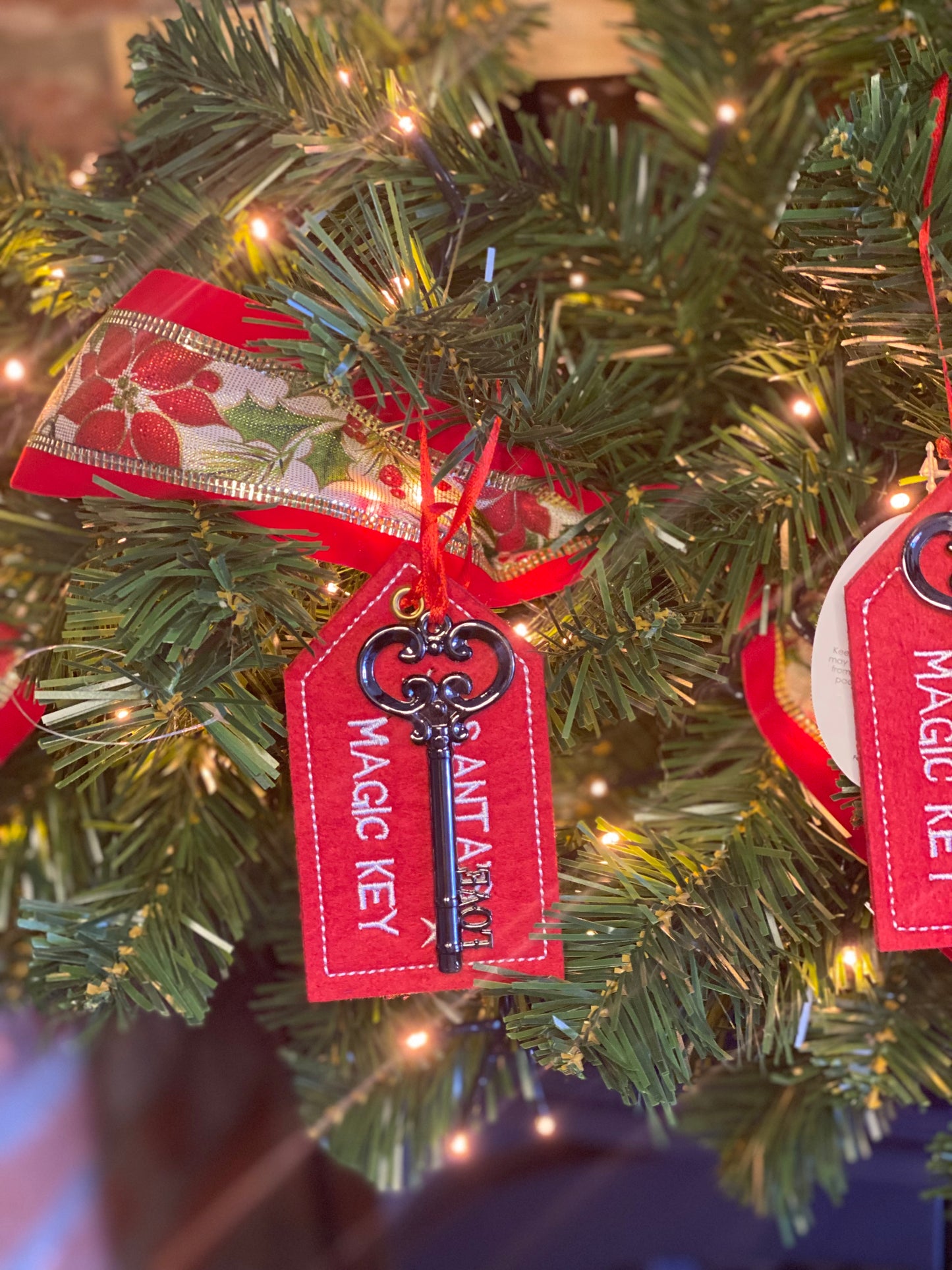 11cm Magic key Ornament